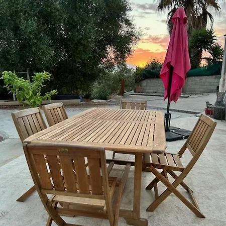 La Maison Du Soleil Apartment